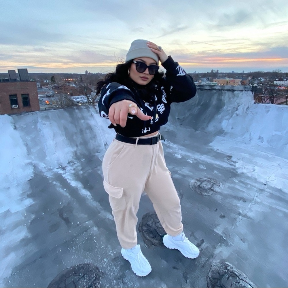 Forever 21 Cargo Utility Joggers with utility belt (detatchable). Size 0X